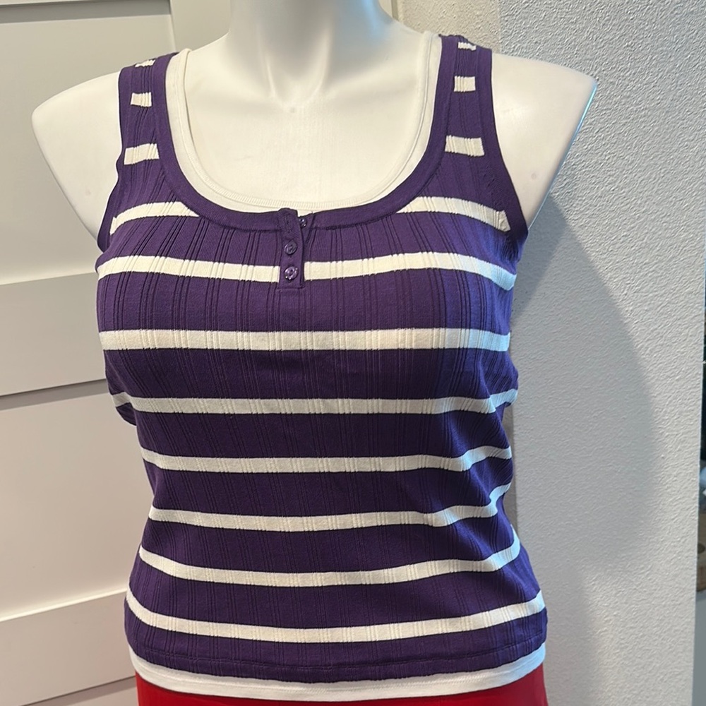 Purple and White Ribbed Sleeveless Tank Top